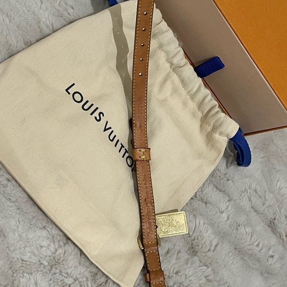 Louis Vuitton baxter dog collar xs/s used great condition 30 cm (11.811 inches) - Picture 6 of 7